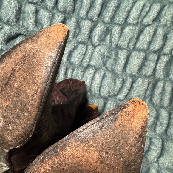 Old Gringo Mustard Leather Interior - Picture 5 of 7